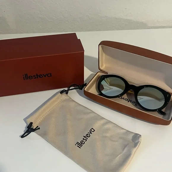 Illesteva | Accessories | Illesteva Sunglasses In Black  display picture 1